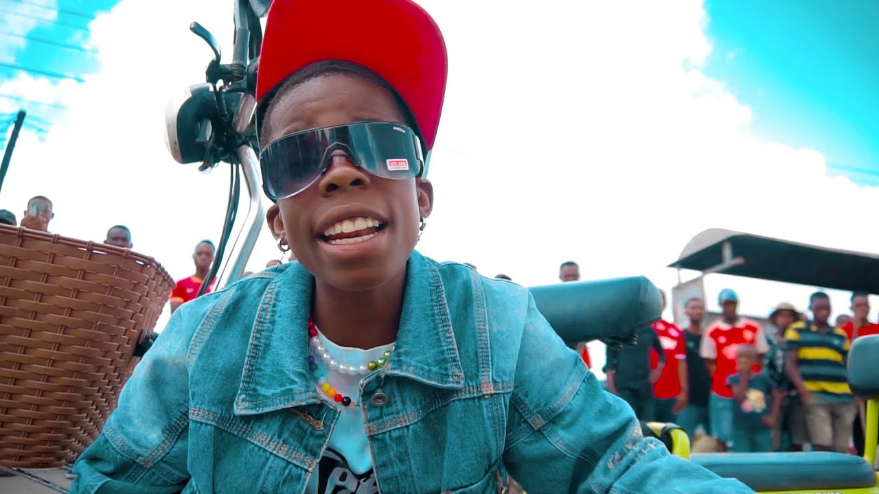 VIDEO : Mdogo Sajent – Tajiri
