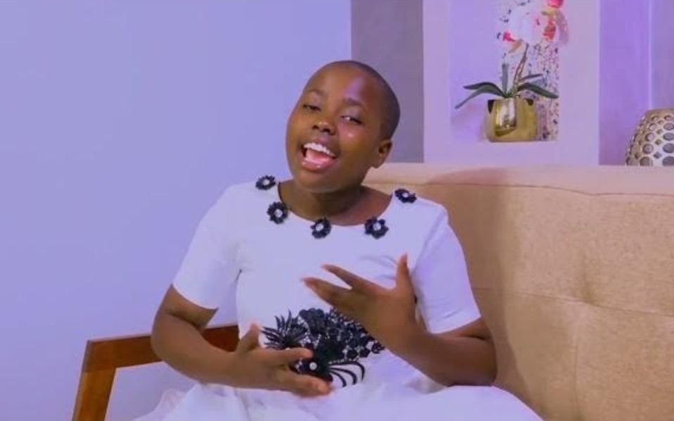 VIDEO : Glory Emanuel – Niko na wewe
