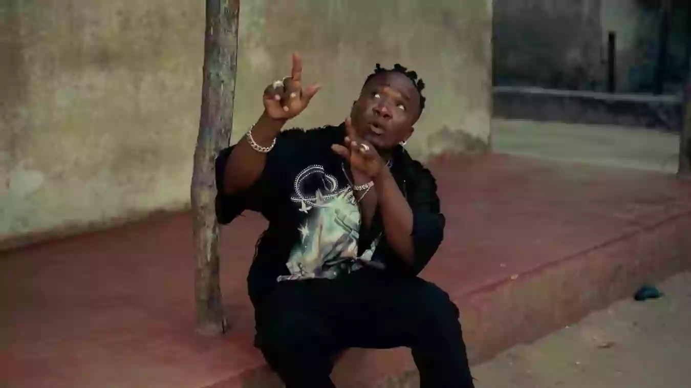 VIDEO : A tony – Unituwe
