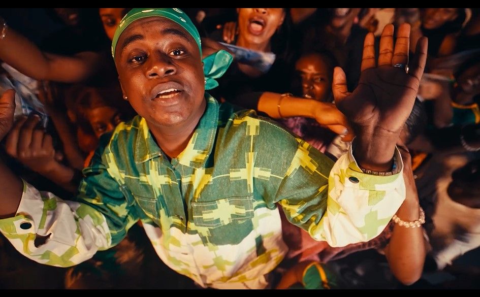 VIDEO : Macvoice Ft Meja Kunta – Mapenzi Na Pesa (Mp4 Download)