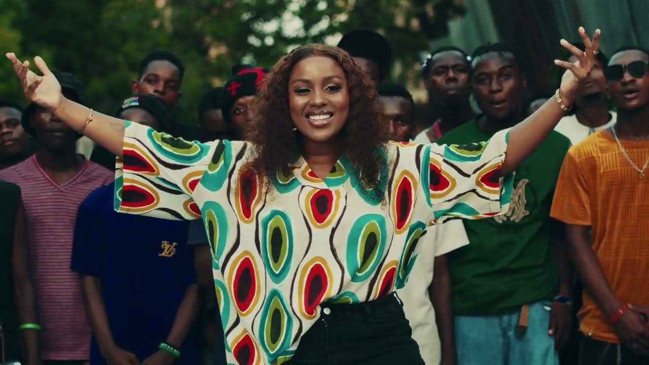 VIDEO : Malkia Karen – Nimesimama