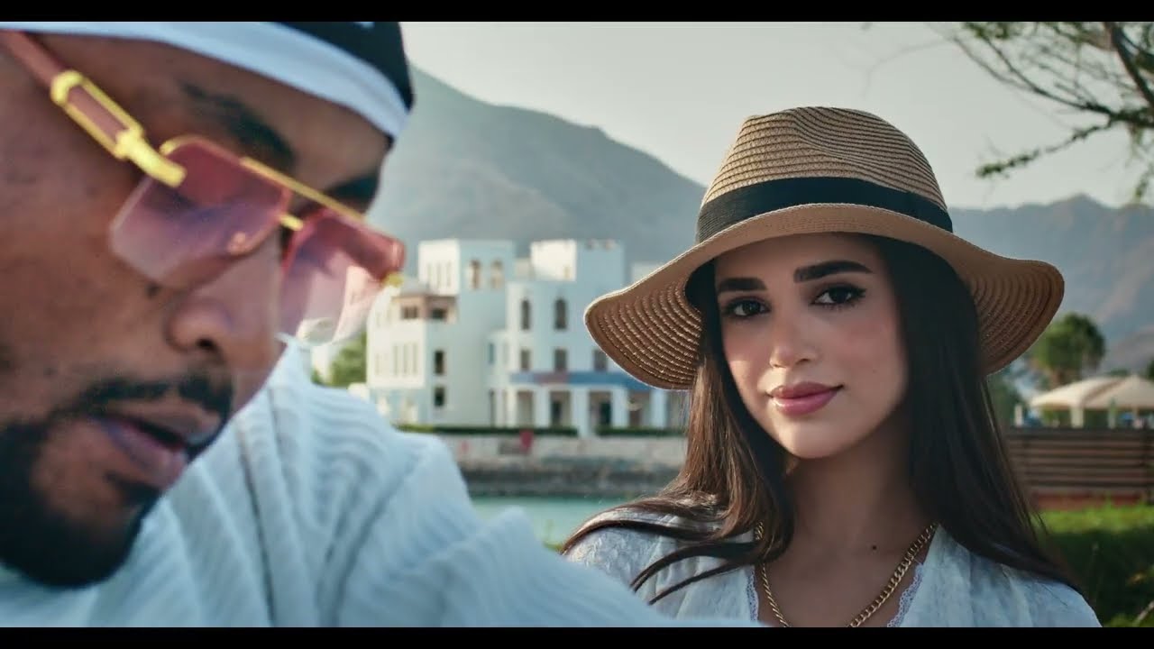VIDEO : Moni Centrozone – Pisi