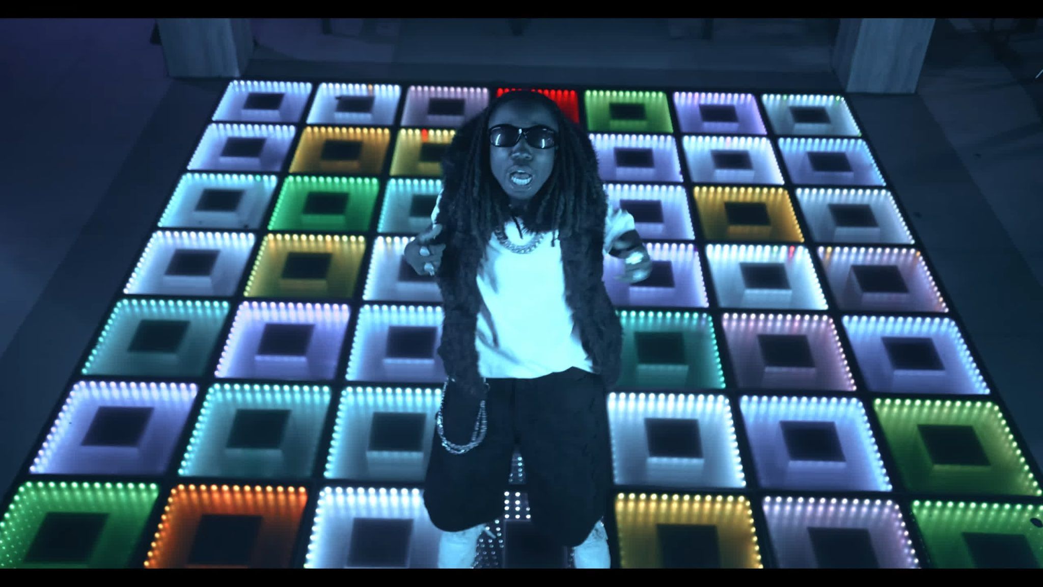 VIDEO : Sholo Mwamba Ft. Chino Kidd – Mguu Juu