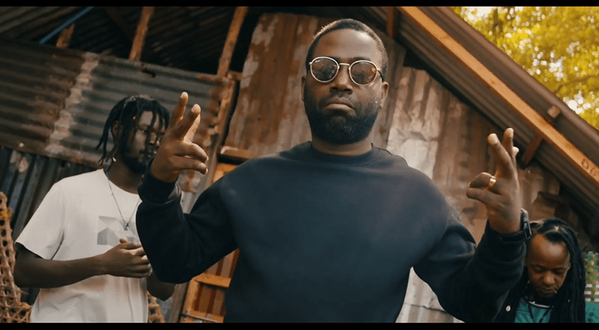VIDEO : Stereo Singasinga – Komandoo